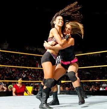 WWE±ِx ԸŮ֣MD