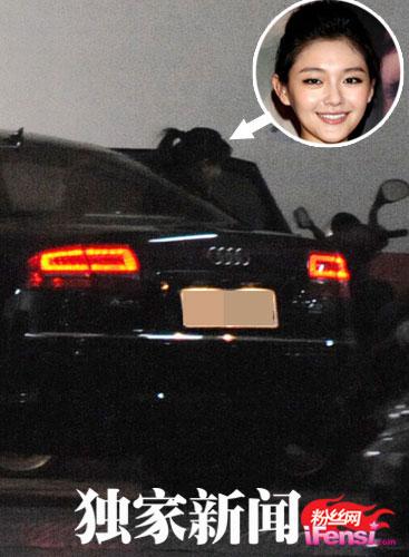 大S夫婦乘車返家