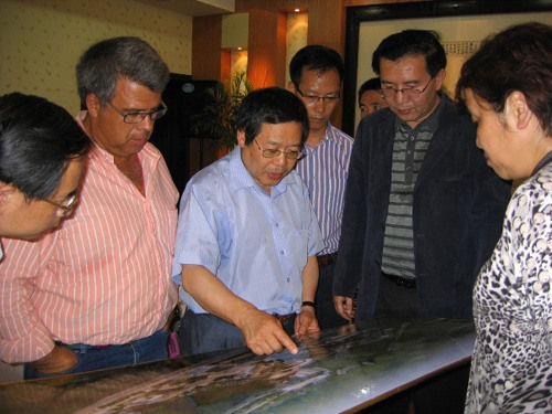 葡華僑聯主席擬于貴州黔東南州建東方斗牛場