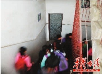 懷孕女班主任為還債 綁架8歲男孩殘忍撕票(圖)