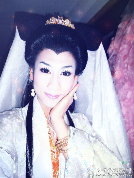 另一位模仿者楊肖玉也是癡迷“白娘子”