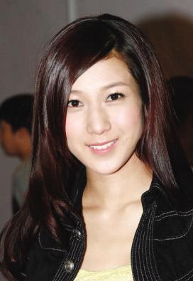 港媒曝女歌手借音樂人上位 主動引誘對方開房