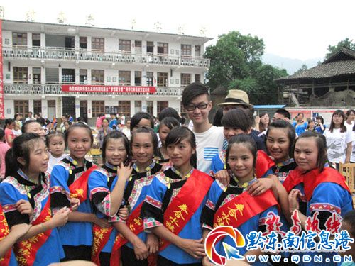 點擊瀏覽下一頁